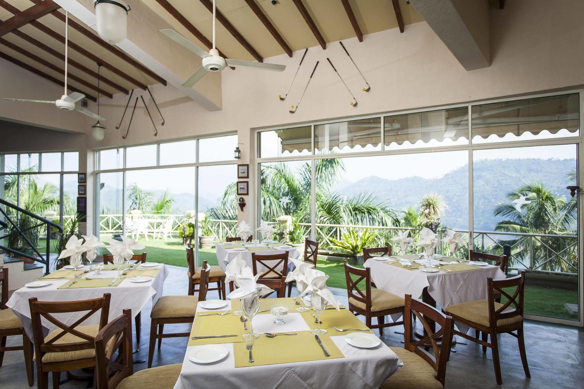 Albatross Boutique Villa Канди Экстерьер фото