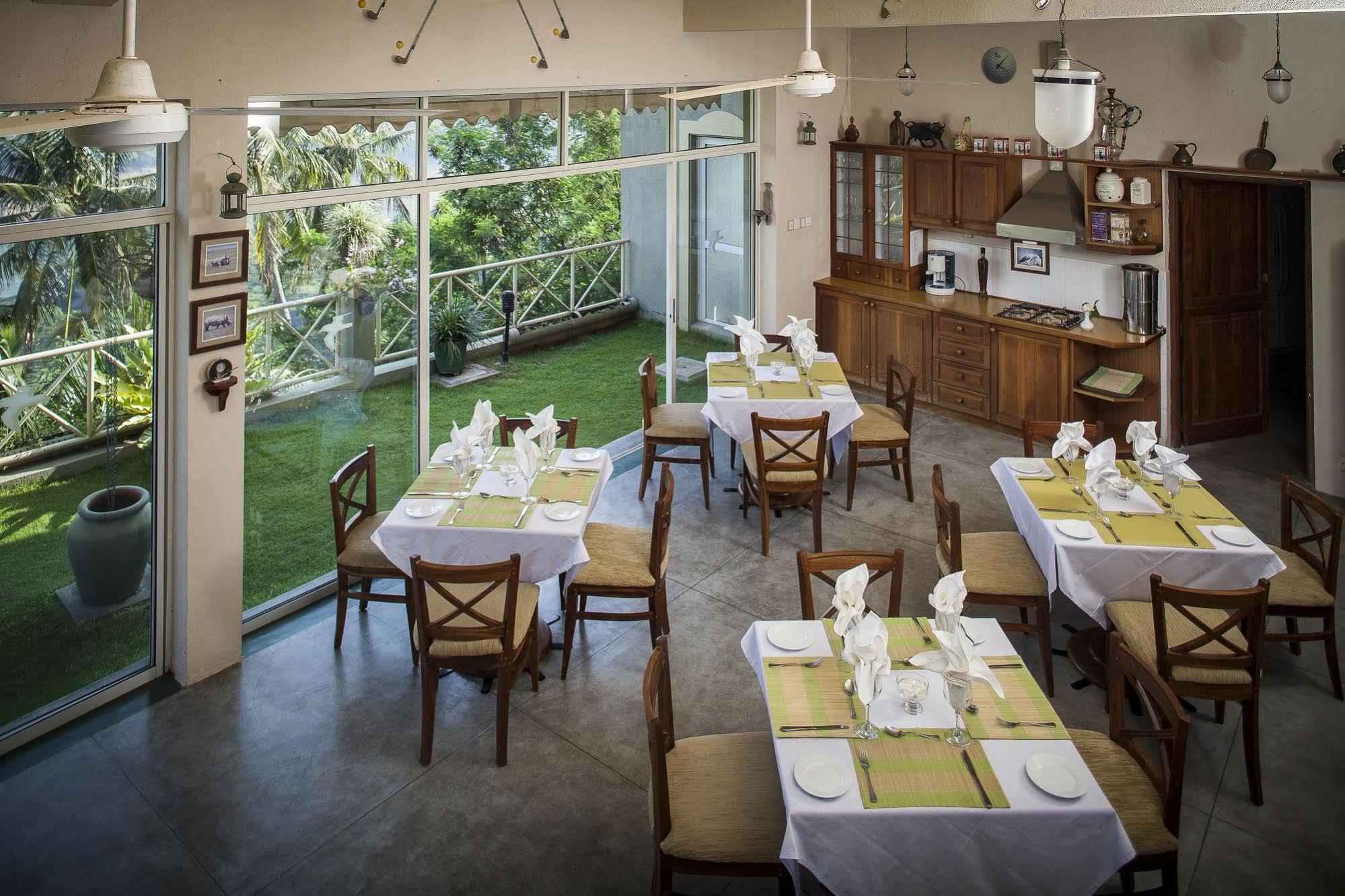 Albatross Boutique Villa Канди Экстерьер фото