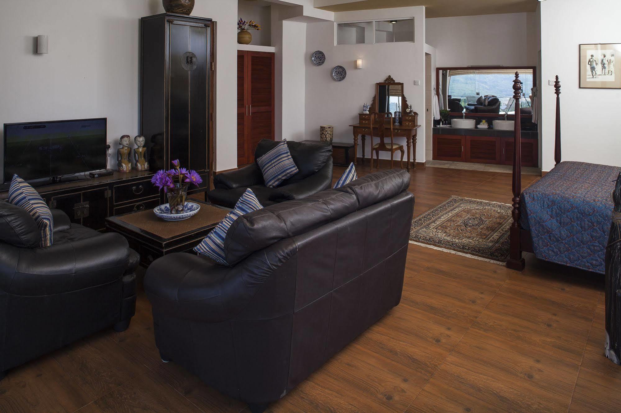 Albatross Boutique Villa Канди Экстерьер фото